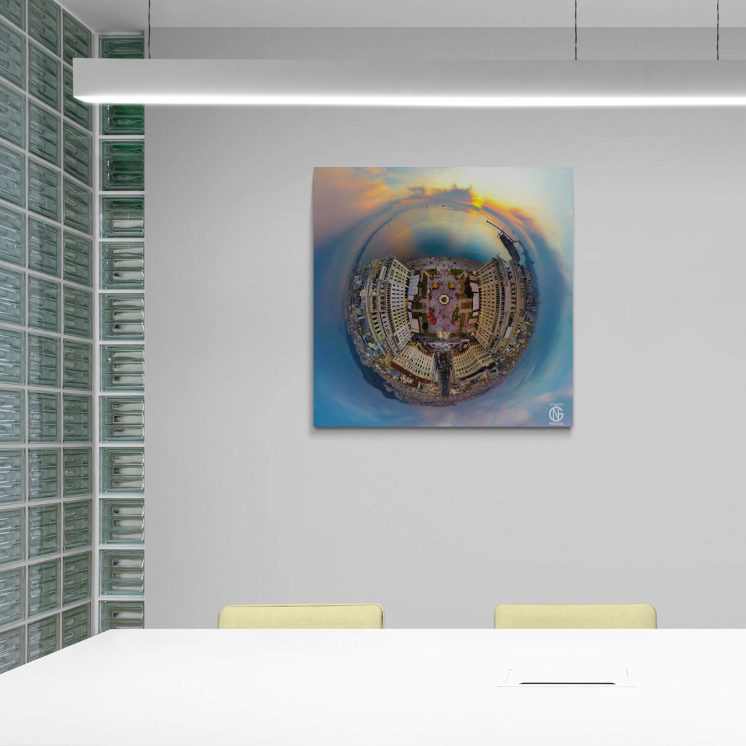 Meeting room with 360° cityscape canvas — Aristotelous Square, Thessaloniki